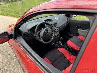 Predám Renault Clio 3 - 4