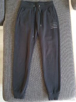 Dámska tepláková súprava zn. Peak Performance - 4