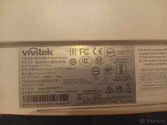Projektor VIVITEK - 4