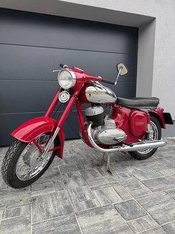 Jawa 250 559 - 4