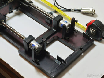 Lineárnu mechaniku 2 osy - 4