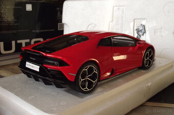 1:18 Lamborghini Huracán - 4