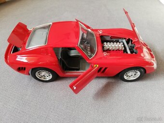 1:18 FERRARI 250 GTO - 4