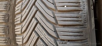 Predám 4ks pekné zimné 205/55r16-91H Michelin - 4