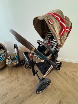 Cybex Priam rosegold Karolina Kurkova - 4