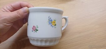 Porcelánové hrnčeky kvietkované, Bohemia - 4