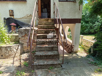 Rodinný dom s veľkým pozemkom - Veľký Kýr - 4