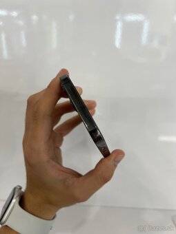 iPhone 12 Pro 256 GB poškodený - 4