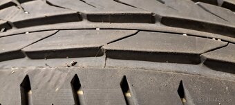 Predám 4ks jazdené letne 215/55r17-98Y Matador - 4