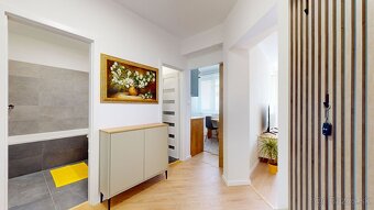 Krásny, vkusne zariadený atypický dvojizbový byt - Zavar - 4