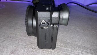 Sony a6600 + príslušenstvo - 4