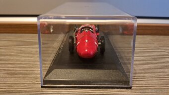 Maserati 250F - J.M. Fangio - 1957 - 1/43 - 4