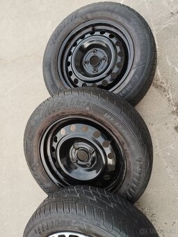 Predám sadu zimných pneu na diskoch 185/65 R15 T - 4