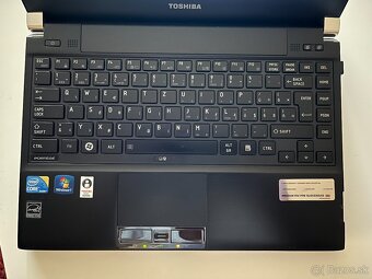 Predám TOSHIBA Portége R 700 - 17 G - 4