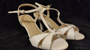 Spoločenské biele sandálky topánky - pre nohu č.38-39 - 4