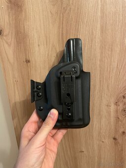 Predám AIWB púzdro na Walther PDP 4” so Streamlight tlr7a - 4