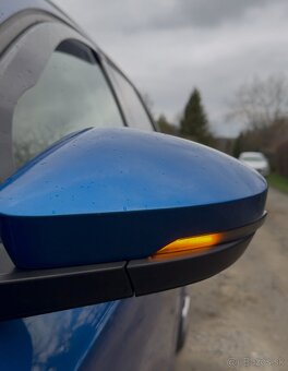 Dynamické led smerovky na skoda octavia 3 combi / vw t-roc - 4