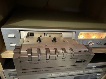 Marantz - 4