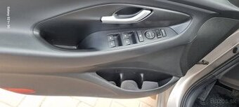 Hyundai i30 1.4 T- GDi Family - 4