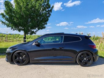 VW Scirocco R 2,0 TFSi 195kW DSG + RECARO sedadlá - 4