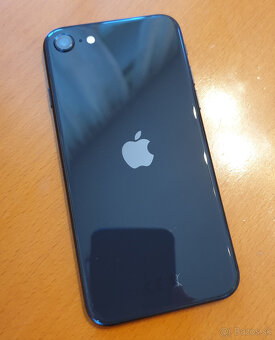 iPhone SE 2020 64 GB 100% baterka TOP Stav nepoužívaný - 4