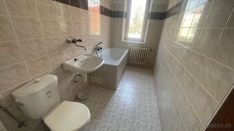 Výhodná cena RD v centre Piešťan na bývanie aj podnikanie. - 4