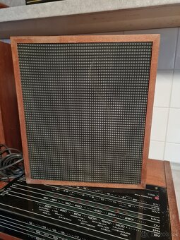 Predám rádio Tesla 1132 A - 4