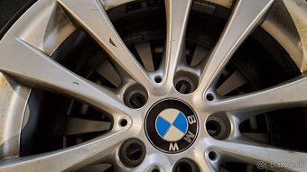 Predám zimný set B.M.W 17"-5x120+225/55r17 Pirelli - 4