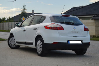 Renault Megane 1.6 16V benzín r.v.2009 iba 149tis.km - 4