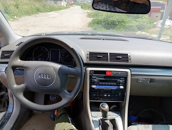 Predám Audi A4 b6 - 4