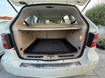 Mercedes B - 4