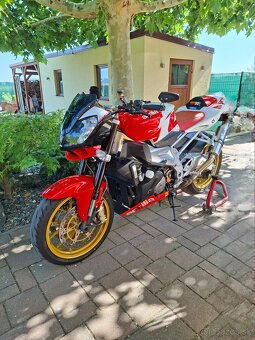 Aprilia tuono 1000R - 4