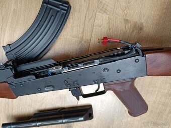 AKM - E&L mosfet - 4