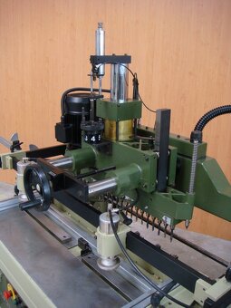 Kolíkovačka SCM TOP 21 - AKČNÍ SLEVA 10 % - 4