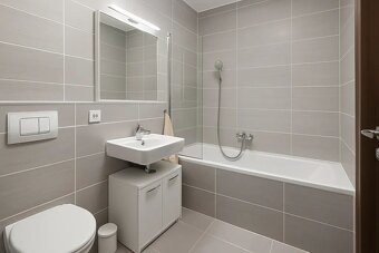 Na prenájom nový veľký 3 izbový byt s balkónom, obec Opoj. - 4