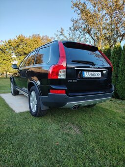 Volvo XC90 D5 4x4 R design - 4