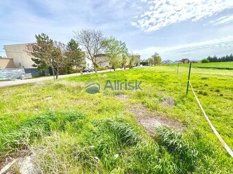 Exkluzívny predaj stavebného pozemku v Malackách - 4
