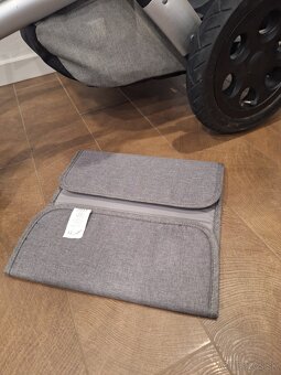 Kočar Joolz s bohatým príslušenstvom - 4