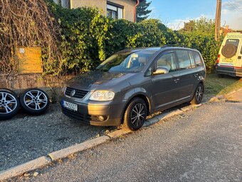 Volkswagen Touran 2.0 TDI - 4