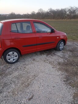 Kia Picanto - 4
