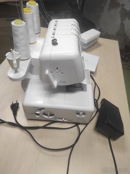 Overlock LADA 700D + 5 kusov pätiek navyše - 4