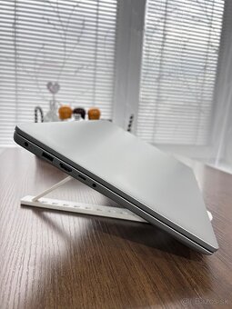 Lenovo Ideapad | Ryzen 5 7520U | 8GB DDR5 | 512 GB SSD M2 - 4
