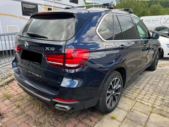 BMW X5 xDrive40d A/T - 4