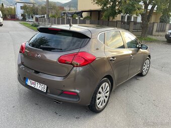 KIA Ceed 1.6 GDI - 4