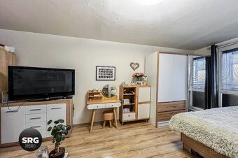 SRG | Priestranný byt s 2 balkónmi a špajzou | Nábrežná - 4