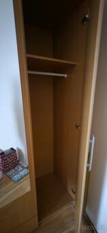 Veľká skriňa so zrkadlom - 4