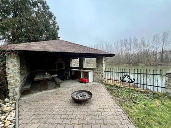 5- izbový rodinný dom s rozľahlým pozemkom na predaj v Tomáš - 4