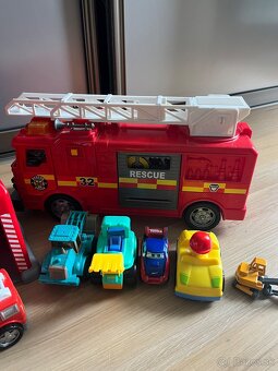 Hasicka stanica s mikorofon a hasicske auto so zvukom - 4