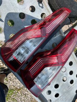 Rozne svetla a spetaky na Citroen C3 C4 - 4