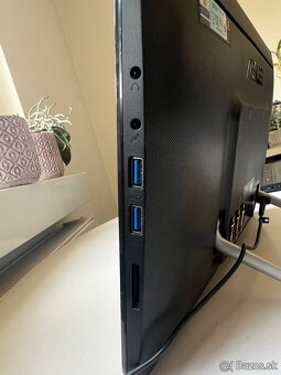 Asus V161G AllInOne PC 15.6" - 4